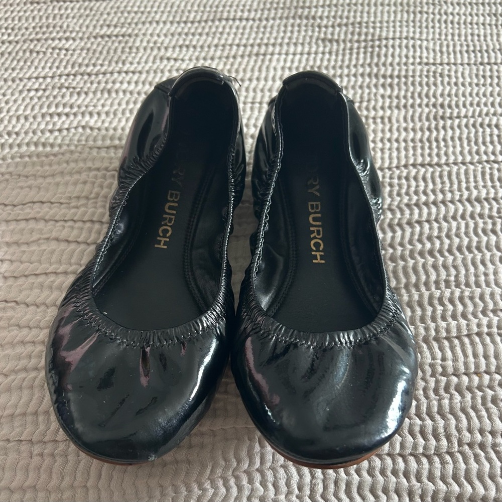 TORY BURCH black patent Leather Eddie ballet flats